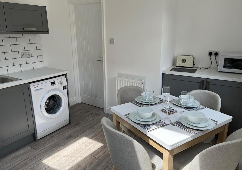 34 One Apartment Lytham St Annes Ngoại thất bức ảnh